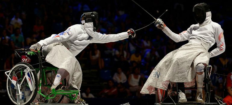 Wheelchair fencing: types and regulations