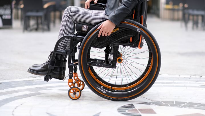 Optimal manual wheelchair set up for an upper limb propeller